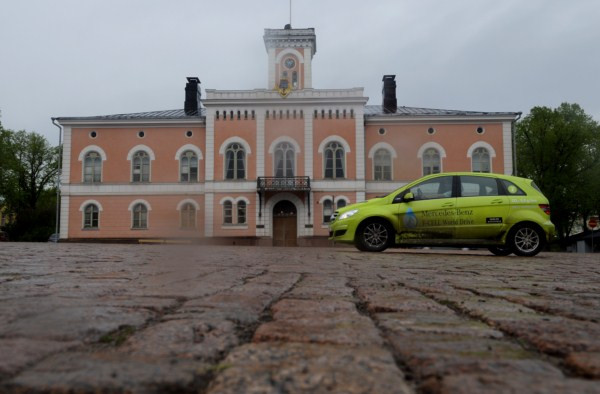 Un tour du monde de plus de 30 000 km en Mercedes Classe B F-Cell à pile à combustible