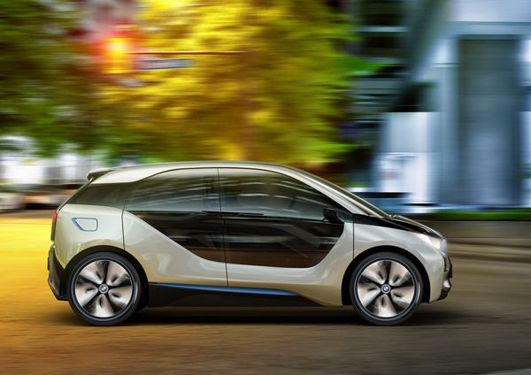 BMW présente la BMW i3 Concept