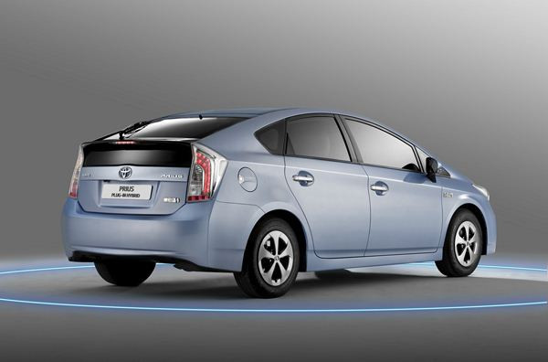 Une consommation de 2,2 litres aux 100 km avec la Toyota Prius Hybride Rechargeable