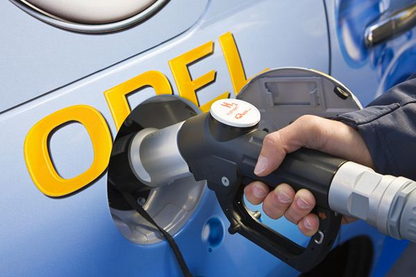 Premiers tours de roues avec l'HydroGen4 à pile à combustible de General Motors