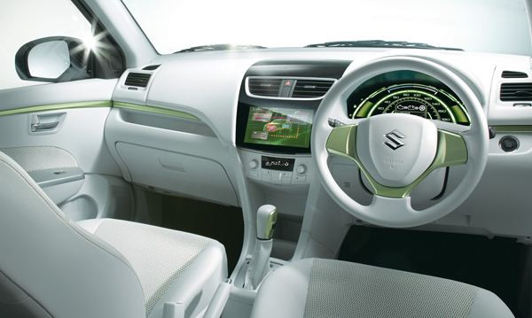 Une Suzuki Swift électrique équipée d’un alternateur entraîné par un moteur thermique