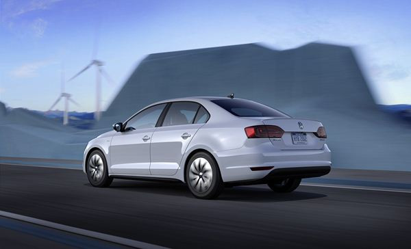 La Volkswagen Jetta passe à l'hybride