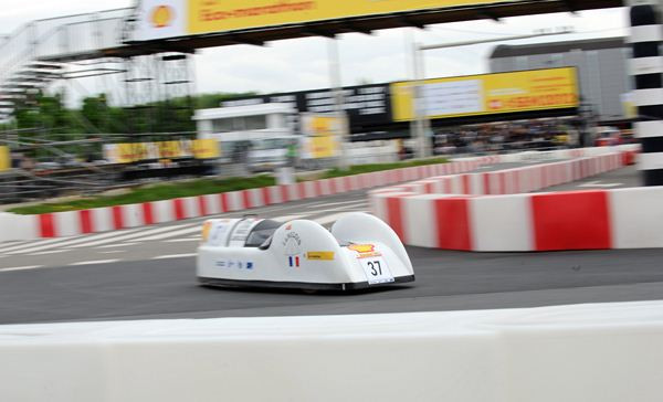 2 832,8 km avec un litre de carburant sur un circuit urbain
