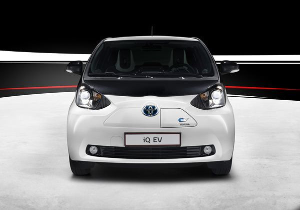 La mini-citadine Toyota iQ se convertit à l'électrique