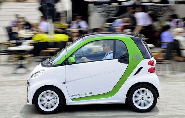 La nouvelle Smart Fortwo électrique commercialisée à partir de 24 250 euros
