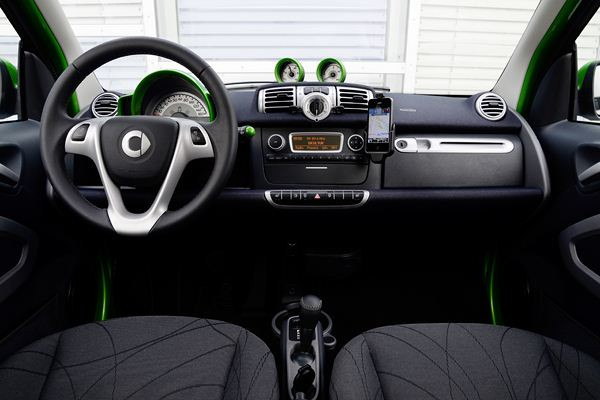 La nouvelle Smart Fortwo électrique commercialisée à partir de 24 250 euros