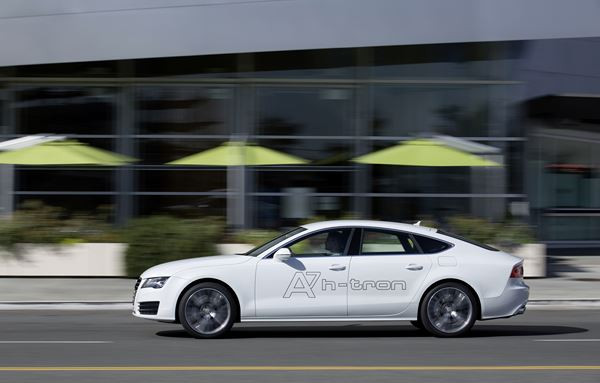 L'Audi A7 Sportback h-tron quattro à pile à combustible sur la ligne de départ