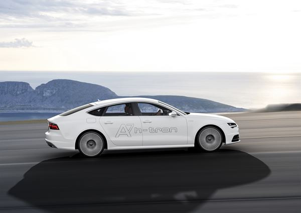 L'Audi A7 Sportback h-tron quattro à pile à combustible sur la ligne de départ