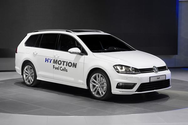 La Volkswagen Golf SW HyMotion avec pile à combustible à hydrogène en test