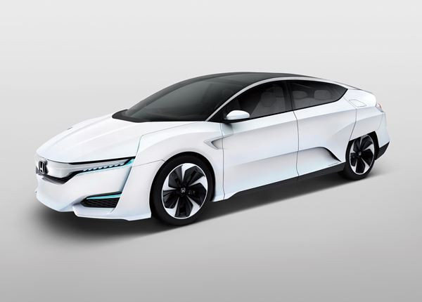 Le Honda FCV Concept annonce un véhicule à pile à combustible de série