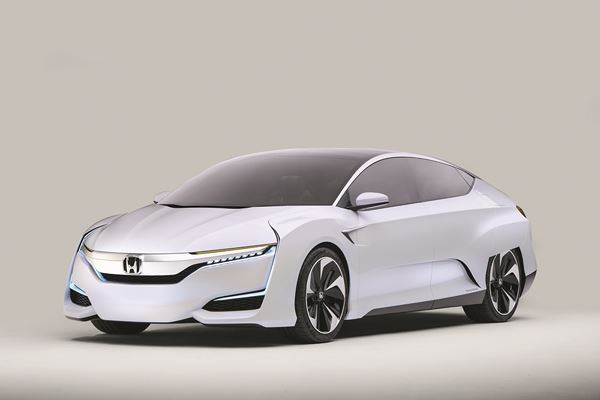 Le Honda FCV Concept annonce un véhicule à pile à combustible de série