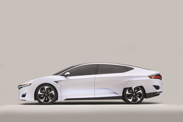 Le Honda FCV Concept annonce un véhicule à pile à combustible de série