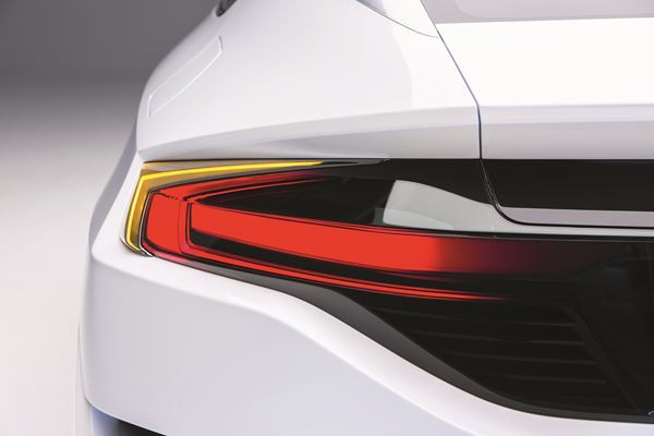Le Honda FCV Concept annonce un véhicule à pile à combustible de série