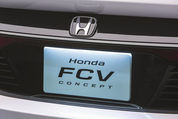 Le Honda FCV Concept annonce un véhicule à pile à combustible de série