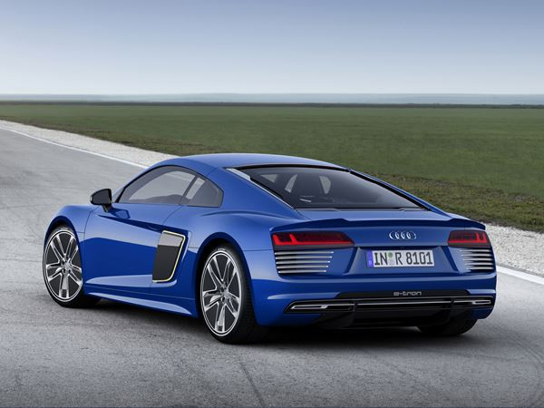 L'Audi R8 e-tron électrique revendique une autonomie de 450 km