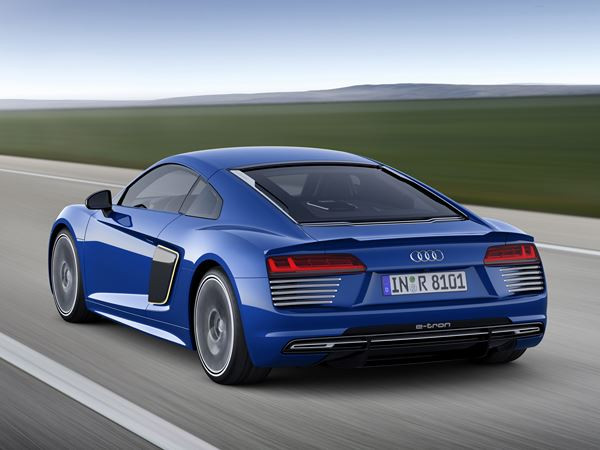 L'Audi R8 e-tron électrique revendique une autonomie de 450 km