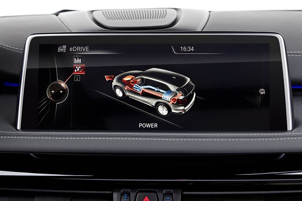 La BMW X5 xDrive40e adopte la technologie hybride rechargeable