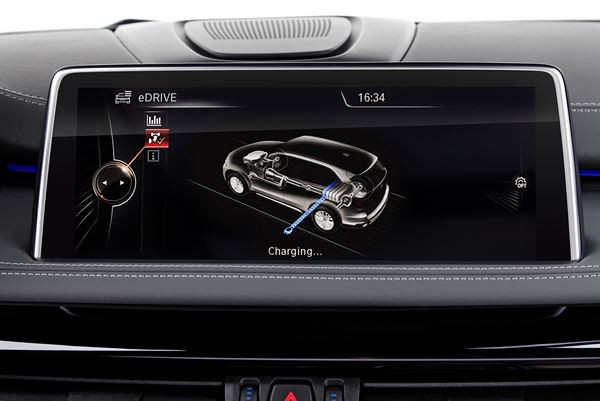 La BMW X5 xDrive40e adopte la technologie hybride rechargeable