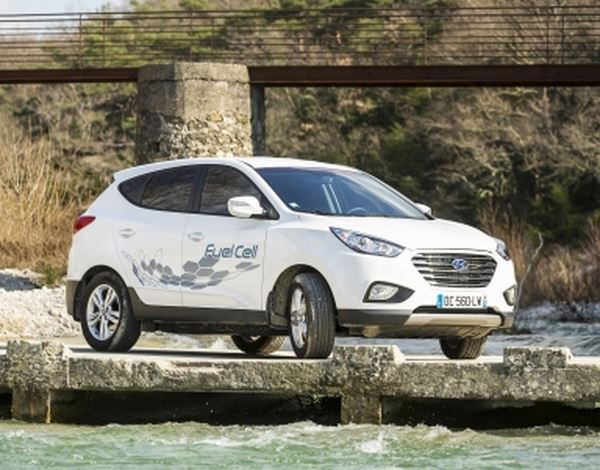 Le Hyundai ix35 Fuel Cell à pile à combustible à hydrogène proposé à 66 000 euros