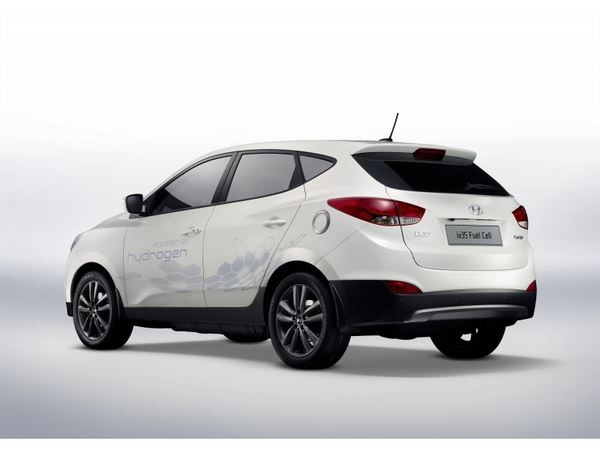 Le Hyundai ix35 Fuel Cell à pile à combustible à hydrogène proposé à 66 000 euros