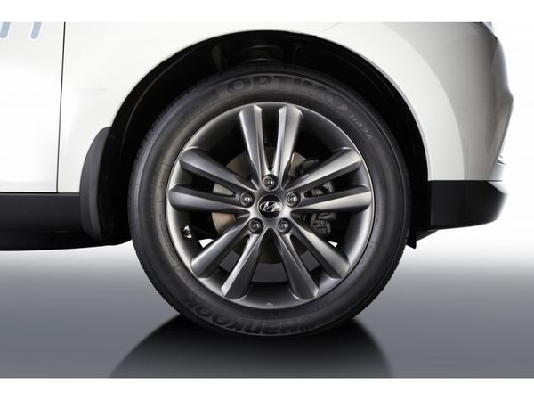 Le Hyundai ix35 Fuel Cell à pile à combustible à hydrogène proposé à 66 000 euros