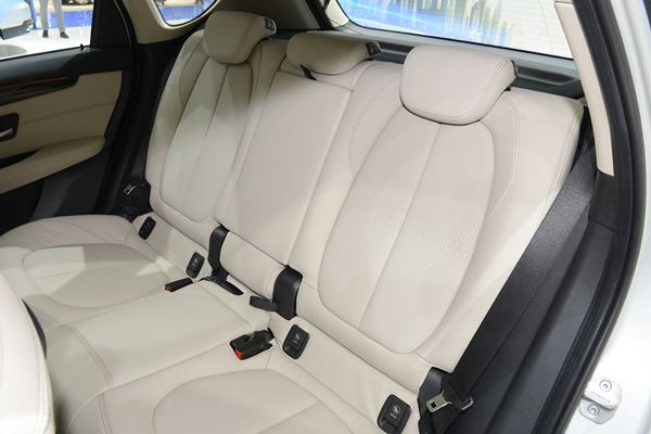 La BMW Série 2 Active Tourer se met à l'hybride rechargeable