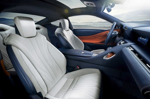 Le Lexus LC 500h embarque un système hybride multi-étage de nouvelle génération
