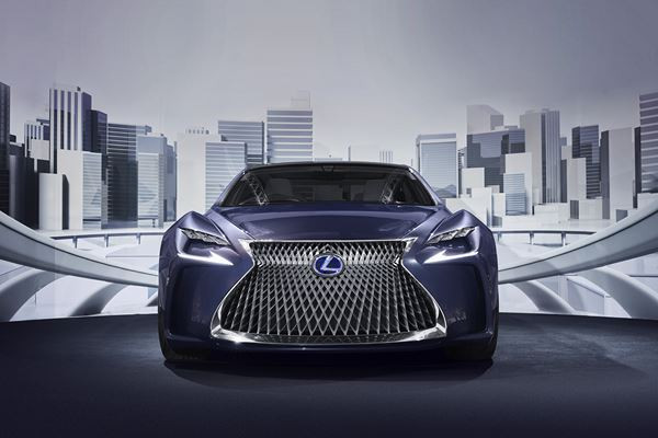 Le concept LF-FC annonce un véhicule Lexus à pile à combustible vers 2020