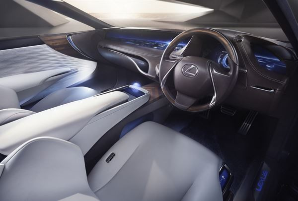Le concept LF-FC annonce un véhicule Lexus à pile à combustible vers 2020
