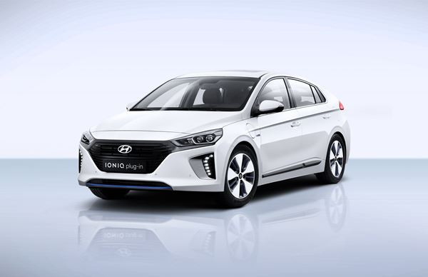 La Hyundai Ioniq Hybride Rechargeable parcourt 50 kilomètres en électrique