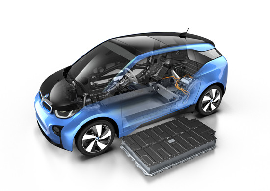 L'autonomie de la BMW i3 électrique atteint environ 300 kilomètres