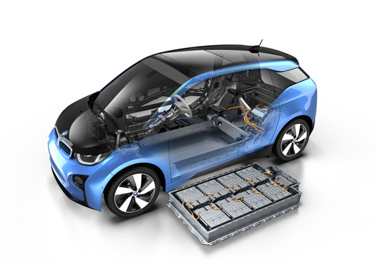 L'autonomie de la BMW i3 électrique atteint environ 300 kilomètres