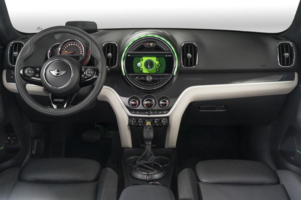 Le Mini Countryman adopte une motorisation hybride essence rechargeable