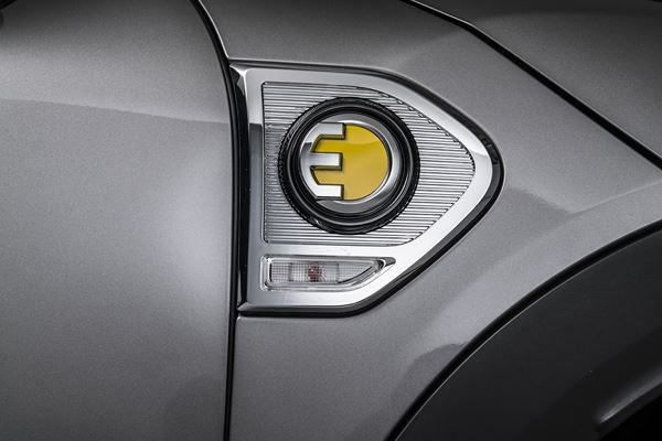 Le Mini Countryman adopte une motorisation hybride essence rechargeable