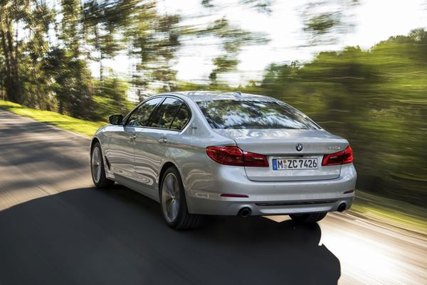 La BMW Série 5 hybride rechargeable développe une puissance cumulée de 252 ch