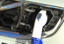 21 751 véhicules électriques particuliers vendus en France en 2016