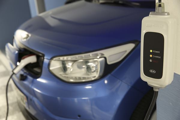 Le Kia Soul EV 30 kWh revendique une autonomie de 250 km