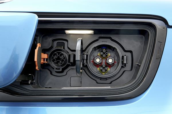 Le Kia Soul EV 30 kWh revendique une autonomie de 250 km