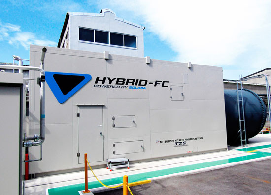 Un générateur hybride combinant pile à combustible et micro-turbine à gaz en test