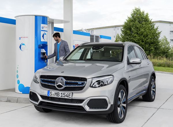 Mercedes-Benz GLC F-Cell: un SUV à entraînement par batterie et pile à combustible