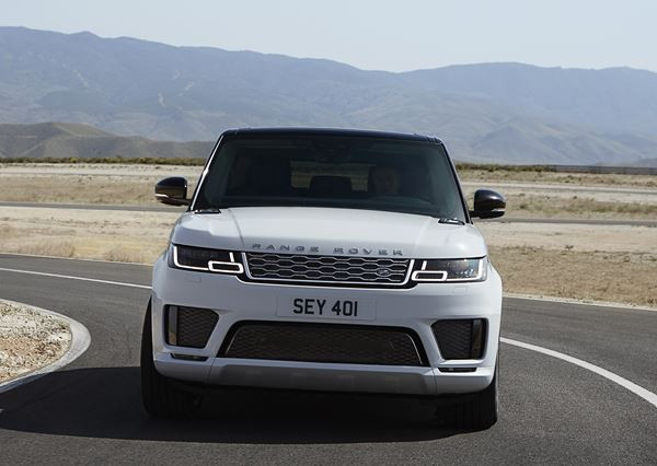Le Range Rover Sport PHEV rechargeable affiche une autonomie électrique de 51 km