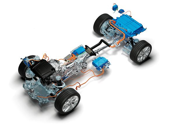 Le Range Rover PHEV rechargeable affiche une autonomie électrique de 51 km