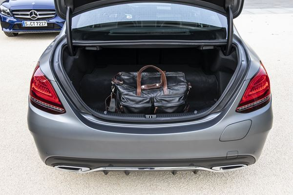 La Mercedes C 300 de hybride rechargeable affiche une autonomie électrique de 57 km