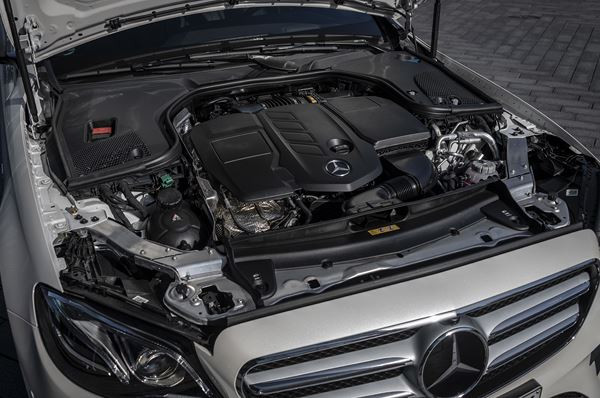 La Mercedes E Break 300 de hybride affiche une autonomie électrique de 52 km