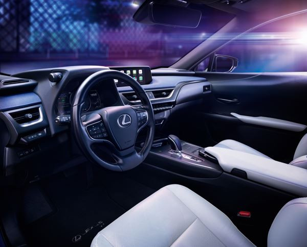 Le Lexus UX adopte une chaîne de traction électrique à batterie