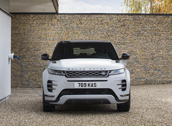 Le Range Rover Evoque rechargeable affiche une autonomie électrique de 66 km