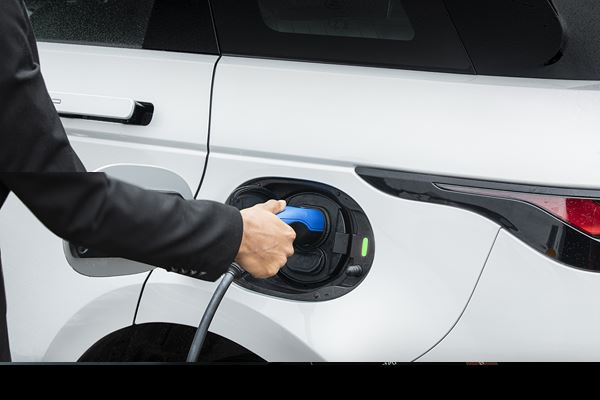 Le Range Rover Evoque rechargeable affiche une autonomie électrique de 66 km