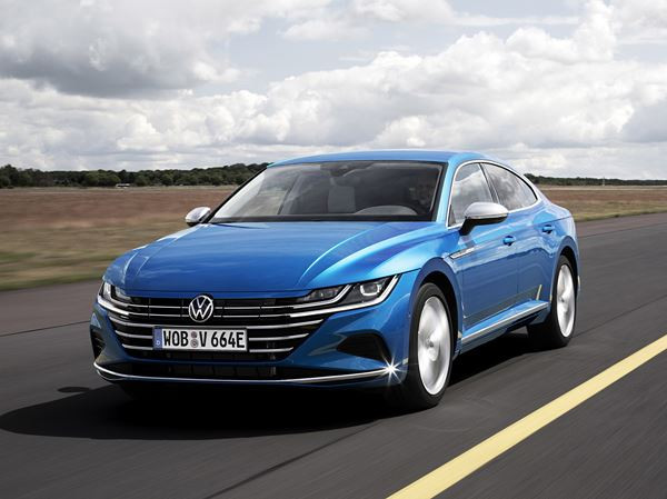 La Volkswagen Arteon adopte une motorisation hybride rechargeable