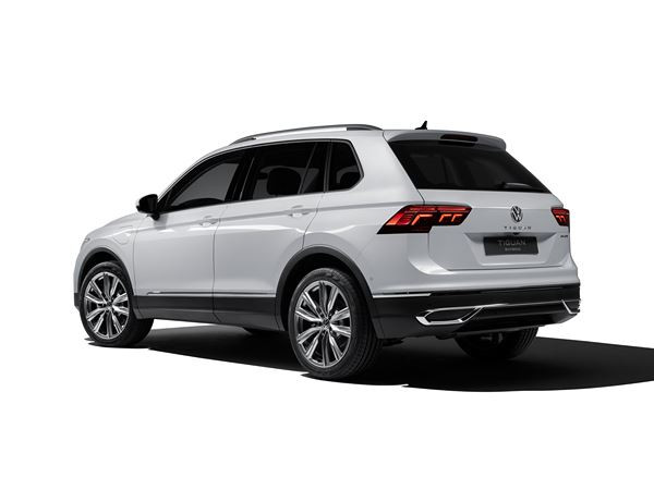 Le Volkswagen Tiguan eHybrid peut parcourir environ 50 km WLTP en électrique