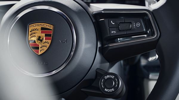 La Porsche Panamera Turbo S E-Hybrid délivre jusqu'à 700 ch